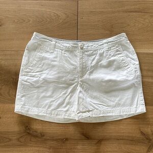 Natural Reflections White Women's Shorts